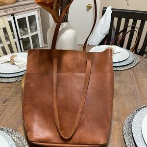 Able Selam tote, whiskey color